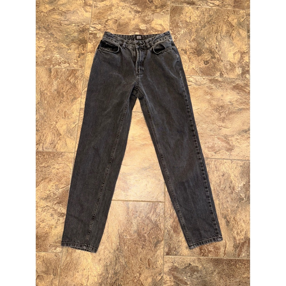 BDG Urban Outfitters Mom Jeans High‎ Waist Distressed Black Denim W26